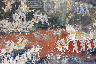 Pagoda SylveraTen mural przedstawia sceny z Reamkera, który jest kambodżańską lub Khmerską wersją klasycznego hinduskiego poematu Ramajana, Phnom Penh, Kambodża