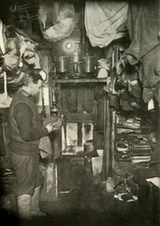 Wytwórnia gazu acetylenowego, Over the Door, c1908, 1909