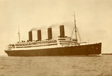 Linia Aquitania Cunard, 45 647 ton, c1930.