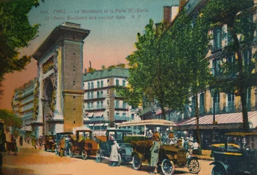 Bulwar Saint-Denis i Porte Saint-Denis, Paryż, ok. 1920 r.