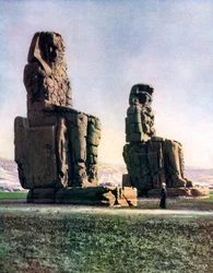 Kolosy Memnona, Teby, Egipt, 1933-1934