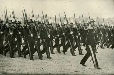 Tworzący się oficer armii francuskiej, 1919.