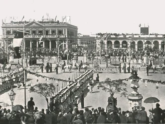 Wielki Plac w dzień świąteczny, Montevideo, Urugwaj, 1895.