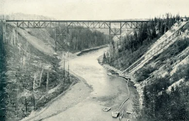 Najwyższy most na wschód od Gór Skalistych, 1922.