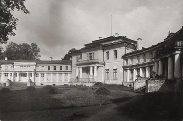 Dwór Maryino, początek lat 20.