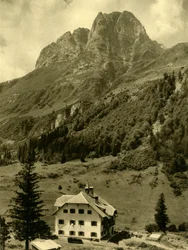 Przełęcz Płocka w Alpach Karnickich, Austria, ok. 1935.