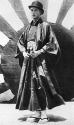 Książę Walii w stroju japońskim, Japonia, 1922