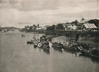 Brzeg rzeki i droga Strand, Moulmein, 1900.