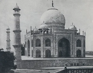 Tadź Mahal, 1924