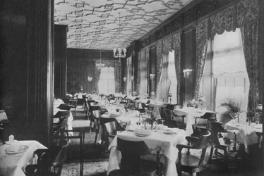 Jadalnia Tudorów, Melbourne Hotel, St Louis, Missouri, 1924
