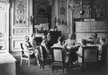 Raport dzienny w gabinecie Naczelnego Wodza Francji, 1917 r.