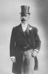 Nieżyjący już pan George McLachlan, 1911