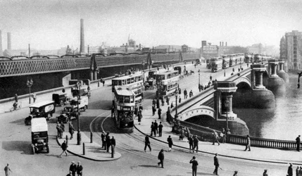 Dwa mosty w Blackfriars, Londyn, 1926-1927
