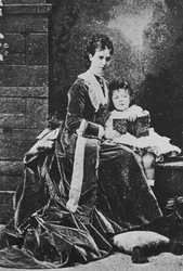 Caryca Maria Fiodorowna z Rosji z carewiczem Mikołajem, c1873