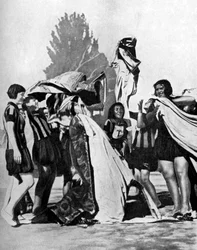 Uzbeckie dziewczyny, 1936