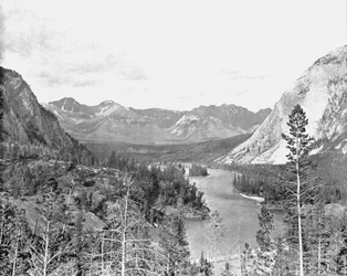 Dolina rzeki Bow, Alberta, Kanada, ok. 1900.