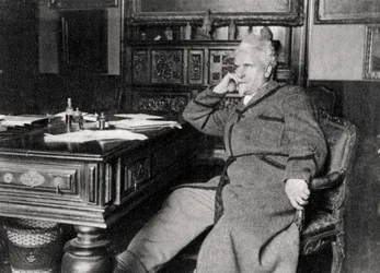 Victor Henri Rochefort, markiz de Rochefort-Lucay, francuski polityk i pisarz, 1904