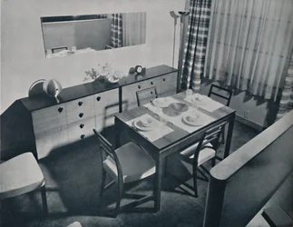 Widok w salonie-jadalni zaprojektowany przez Gilberta Rohde, 1936