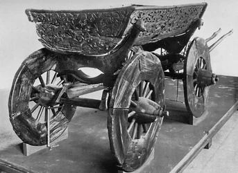 Wagon ze statku Oseberg, 1935