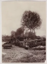 Mosty, Pile Dzieci na moście, ok. 1890