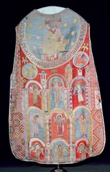 Ornat z klasztoru Goess, Styria, część słynnego zestawu papieskiego „Gosser Ornat”, połowa XIII w. (podłoże lniane pokryte jedwabnym haftem)