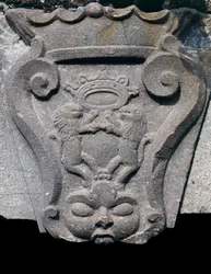 Kamienny herb, ościeżnica drzwi wejściowych, Barile, Basilicata, Włochy