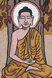 Buddyjska pagoda Ong Nui, fresk ścienny, Życie Buddy, Budda Siakjamuni siedzący w pozie medytacyjnej pod drzewem Bodhi, Quy Nhon, Wietnam, 2019 (zdjęcie)