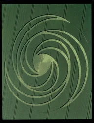 Formacja spiralna, 4 lipca 1999 (zdjęcie)