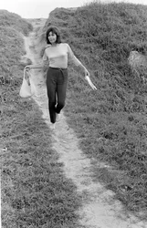 PIOSENKARKA JULIETTE GRECO W MALAMOKU (WENECJA) - ok. 1965 r.