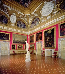 "Sala di Venere" (Sala Wenus) zawierająca Wenus Italica autorstwa Antonio Canovy (1757-1822) (zdjęcie)
