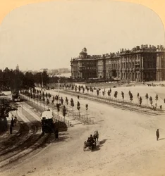 Cesarski Pałac Zimowy z Newskiego Prospektu, Petersburg, Rosja, 1897.
