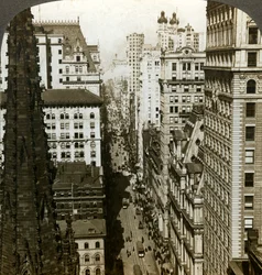 Kościół Trójcy Świętej i Broadway, Nowy Jork, USA.