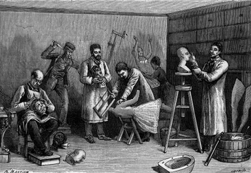 Wykonywanie figur woskowych w Musee Grevin w Paryżu. Rycina w „Przyrodzie: przegląd nauk i ich zastosowania w sztuce i przemyśle” z dnia 21 kwietnia 1894 r.