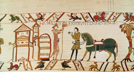 Brama Hastings otwiera się dla Normanów na marsz przeciwko Haroldowi, Bayeux Tapestry (haft z wełny na płótnie)