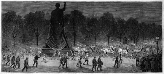 Tłumaczenie posągu Republiki (Marianne z brązu, wysokość 9,50 m), z warsztatów pana Thiebauta na Place de la Republique w Paryżu w 1883 r.