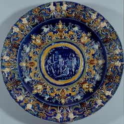 Duże polichromowane naczynie fajansowe z przedstawieniem Sądu Paryskiego. 1550-1600