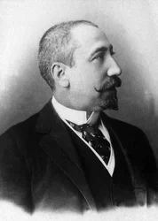 Portret Jacquesa Anatole Francois Thibault dit Anatole France (1844-1942), pisarza i dziennikarza wybranego do Akademii Francuskiej w 1896 roku.