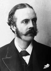 Portret lorda Arthura Jamesa Balfoura (1848-1930), brytyjskiego polityka.