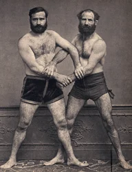 Portret braci Marseille w zapaśniku. Fotografia, koniec XIX wieku, Paryż. Dz. Selva.
