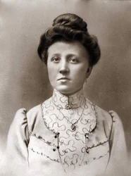 portret Henrietty Brull, matki George