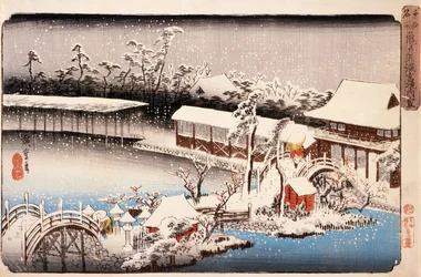 Widok na chram Kameido Tenmangū w śniegu