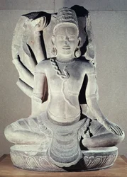Shiva z dziesięcioma ramionami, ze świątyni Thap Banh It, Binh Dinh, Wietnam, XI-XII w. (piaskowiec)