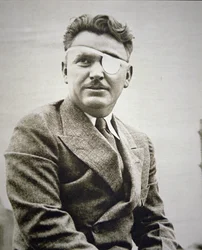 Portret Wiley Post (zdjęcie czarno-białe)