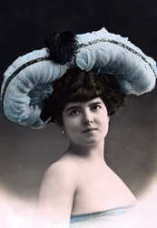 Paule Delys, aktorka teatralna, 1904.