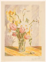 Tulipany i żonkile w wazonie