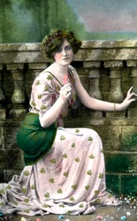 Gabrielle Ray 1883-1973, angielska aktorka, początek XX wieku.