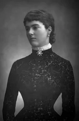 Georgiana, hrabina Dudley, 1890.