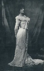 Panna Lena Ashwell, 1900