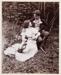 Portret edwardiański, para w XIX-wiecznych strojach